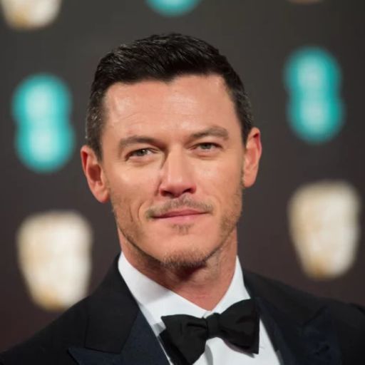 Luke Evans Biography, Age, Height, Family, Net Worth & More » ️
