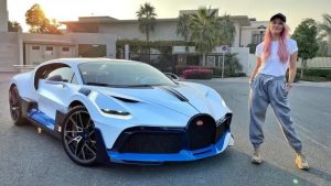 Bugatti-Divo-6-million